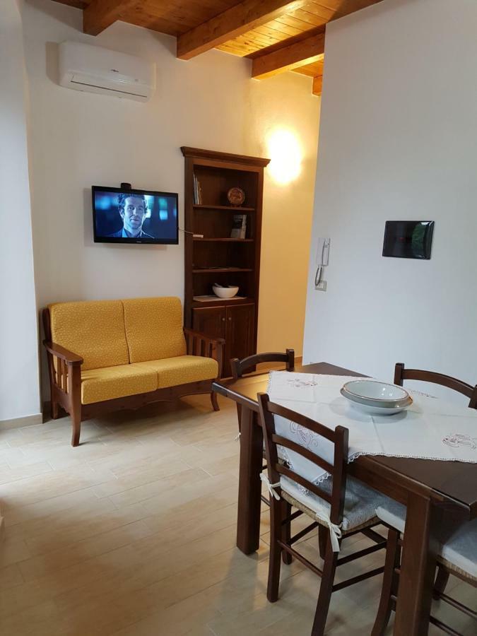Casa Vacanze La Pavoncella Iglesias Exteriér fotografie