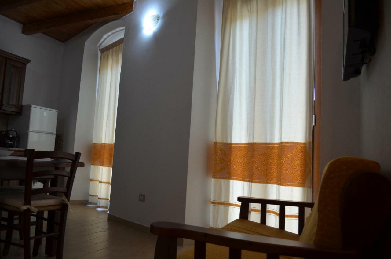 Casa Vacanze La Pavoncella Iglesias Exteriér fotografie